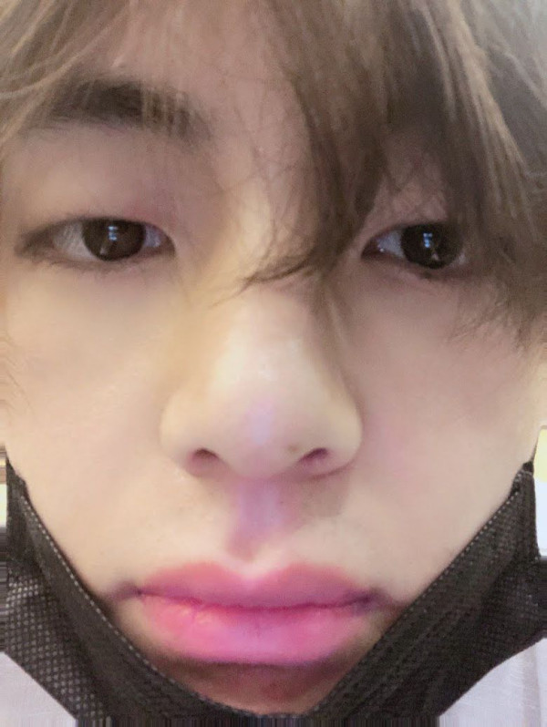 14 Foto V BTS yang Langsung Dihapus, Selain Video 'Joget Ketek Butter'