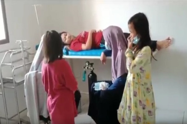 Puluhan Warga Karawang Muntah dan Pingsan Diduga Akibat Keracunan Gas Pabrik Kertas