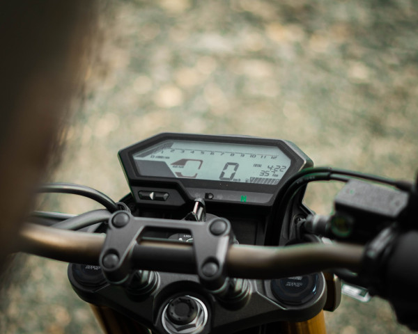 Review CB150R Streetfire 2021, Motor ala-ala Big Bike untuk Mas-Mas dan Bapak-Bapak