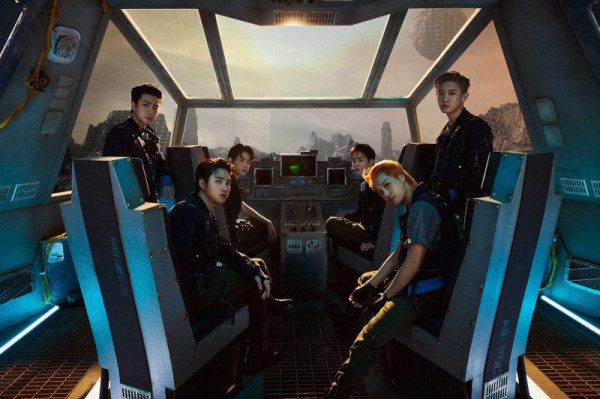 Makna Lagu EXO Terbaru 'Don't Fight the Feeling', Ikuti Instingmu!