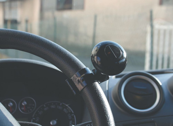 Bisa Membahayakan, Jangan Gunakan Aksesoris ini di Mobil Anda