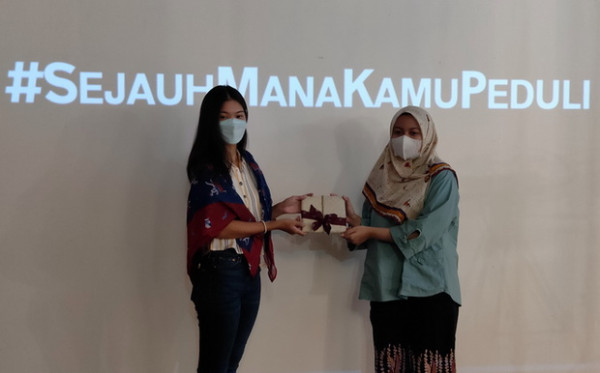 Bersama Chitra Subyakto, Laura Widyatmojo Ajak Anak Muda Peduli Lingkungan