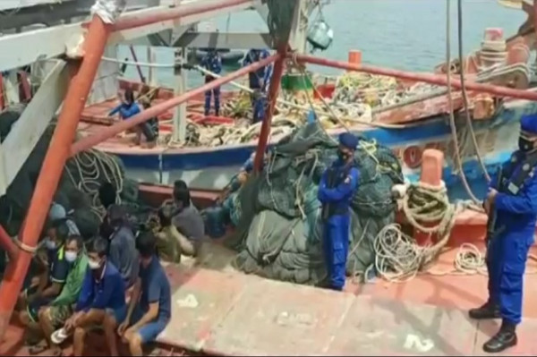 Sikat 500 Kg Ikan di Natuna Utara, 2 Kapal Vietnam Diringkus Baharkam Mabes Polri