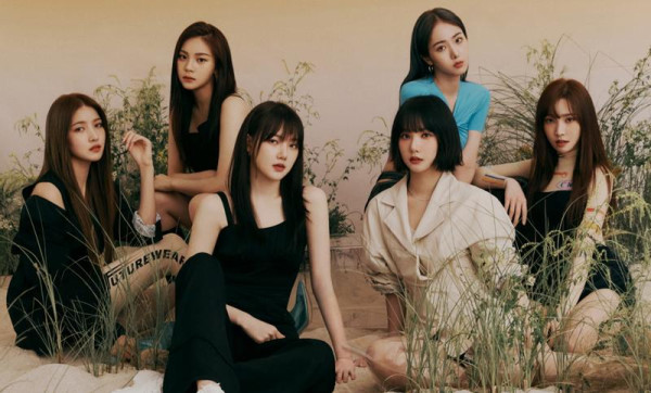 Fans GFRIEND Tuntut Source Music, Weverse, dan HYBE Meminta Maaf