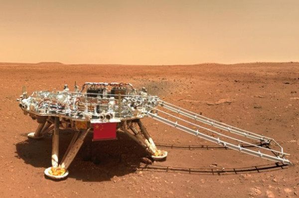 China Merilis Foto Baru Mars dari Penjelajah Zhurong