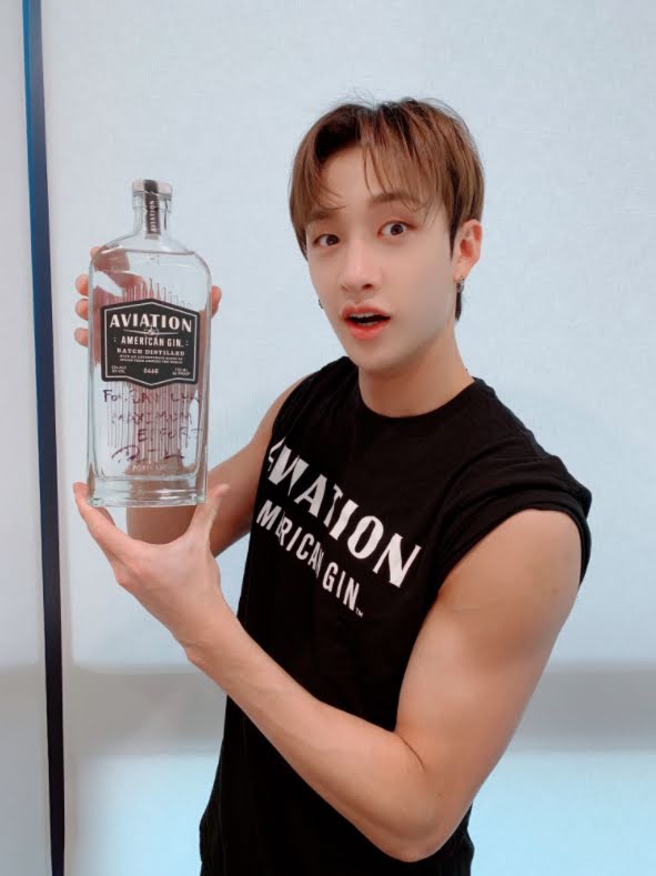 Bang Chan Stray Kids Akhirnya Terima Hadiah dari Ryan Reynolds