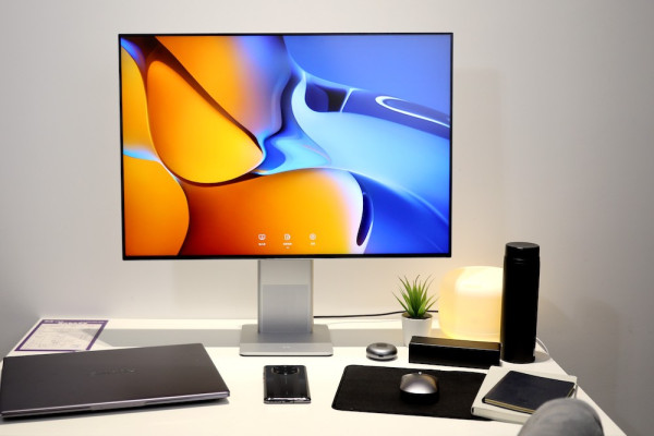 Ini Perbedaan Monitor Premium Huawei MateView dan MateView GT