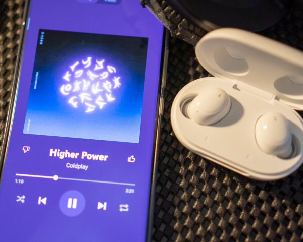 Review Sound OPPO Enco Buds, Galak di Lamb of God dan Renyah di BTS