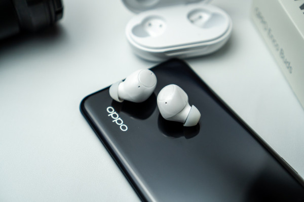 Review, Spesifikasi, dan Harga TWS OPPO Enco Buds