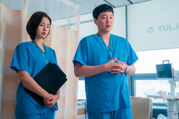 Hospital Playlist Season 2 Tayang Besok, Yuk Kembali Mengenal 5 Karakter Dokter Hebat