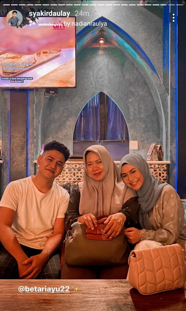 Nanya Vendor Dekorasi Pernikahan dan Minta Doa, Syakir Daulay Mau Nikah?