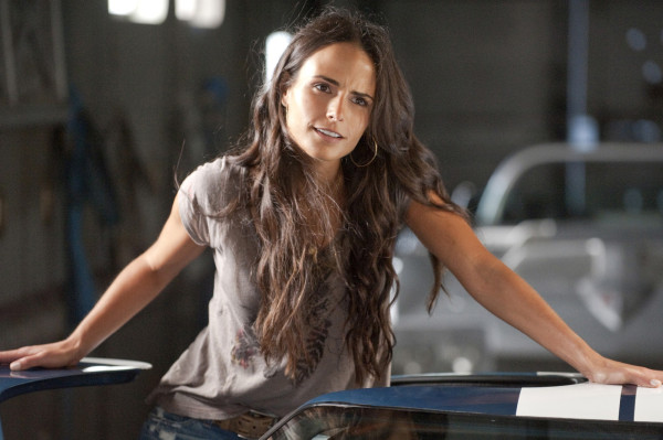 Zodiak yang Cocok untuk Karakter-Karakter 'Fast and Furious'