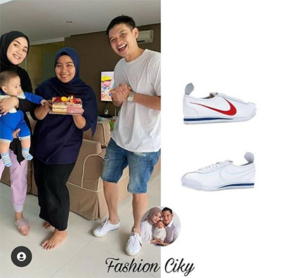 Intip Koleksi Sneakers Putih Rezky Aditya, yang Dituduh Punya Anak dari Perempuan Lain