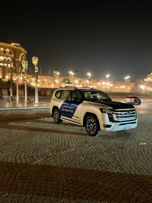 Polisi Dubai dan Abu Dhabi Langsung Borong Toyota Land Cruiser 300 Baru