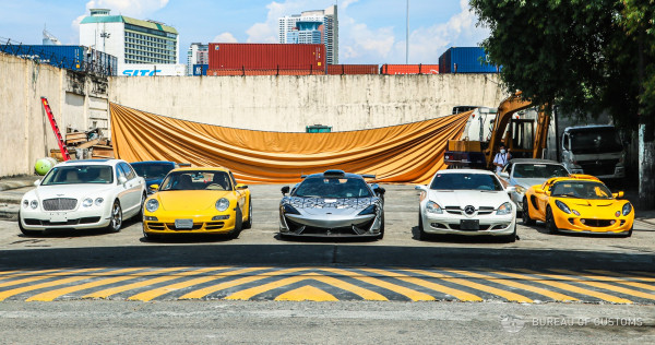 Tak Dilelang, Filipina Malah Hancurkan 21 Mobil Mewah Selundupan