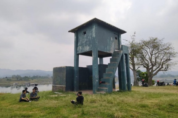 Menelisik Bungker Misterius di Tepian Waduk Saguling Bandung Barat