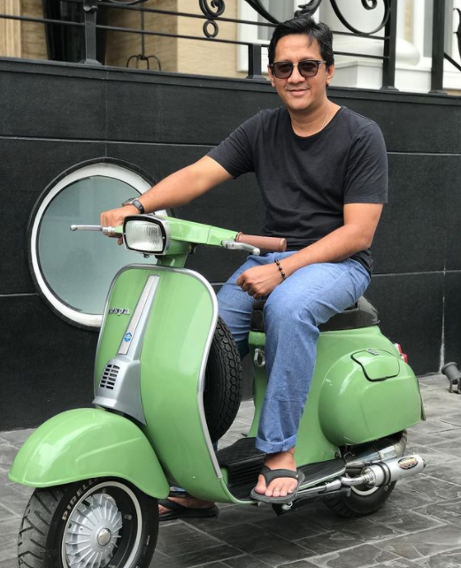 Lebih Baik Naik Vespa, Intip Keseruan Para Seleb Bervespa Ria