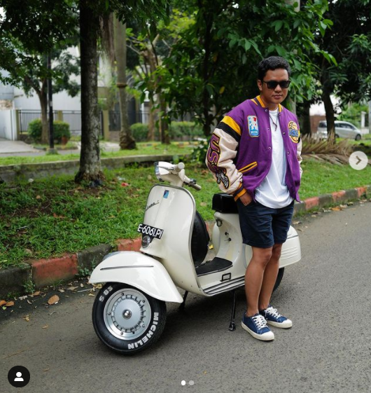 Lebih Baik Naik Vespa, Intip Keseruan Para Seleb Bervespa Ria