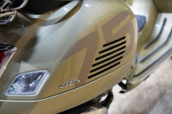Yuk Intip Kelebihan Varian Limited Edition Vespa Primavera dan GTS Terbaru