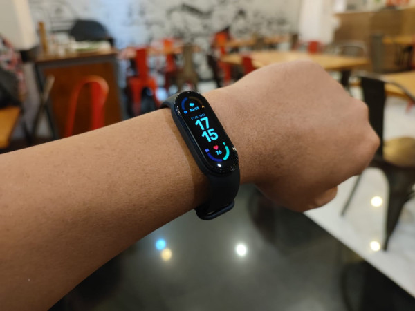 Xiaomi Mi Smart Band 6 Bisa Langsung Tahu Pemiliknya Sedang Jalan, Lari, atau Bersepeda