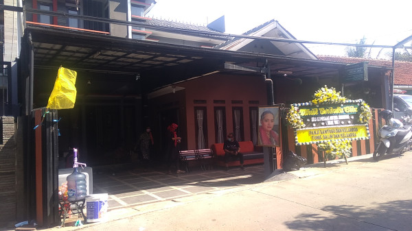 Mbak You Dimakamkan di Pemakaman Keluarga di Bandung
