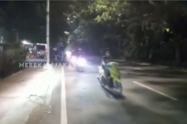 Balap Liar di Tengah PPKM Darurat, Netizen: Semoga Patroli Enggak Cuma di TV