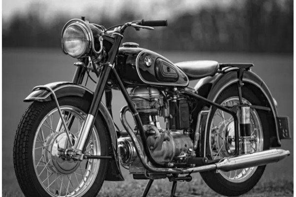 Berharga Fantastis, Ini Deretan Motor Antik Termahal di Dunia