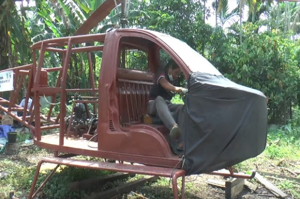 Kisah Kakek Usman yang Merakit Sendiri Helikopter dengan Modal Awal Rp35 Juta