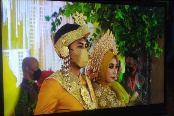 Heboh Pesta Nikah Anak Pejabat Pemkot Jayapura Dihadiri Ribuan Orang, Mempelai Wanita Tolak Pakai Masker
