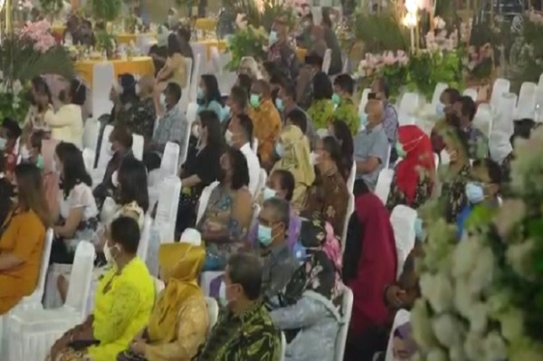 Pesta Nikahan Anak Dihadiri Ribuan Orang, Mempelai Wanita Tolak Pakai Masker Ini Kata Wakil Wali Kota Jayapura