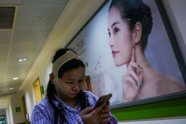 Peminat Tinggi, Aplikasi Operasi Plastik Menggila di China