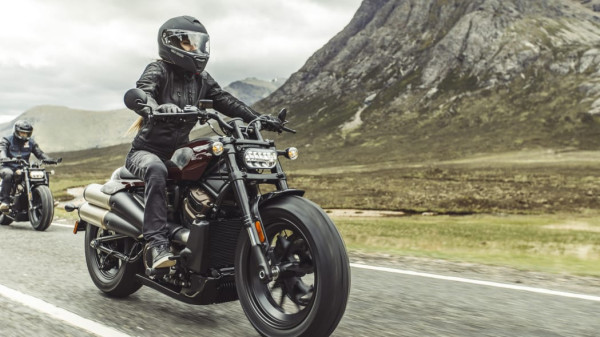 Harley-Davidson Sportster S Baru Meluncur, Bukan Serigala Berbulu Domba