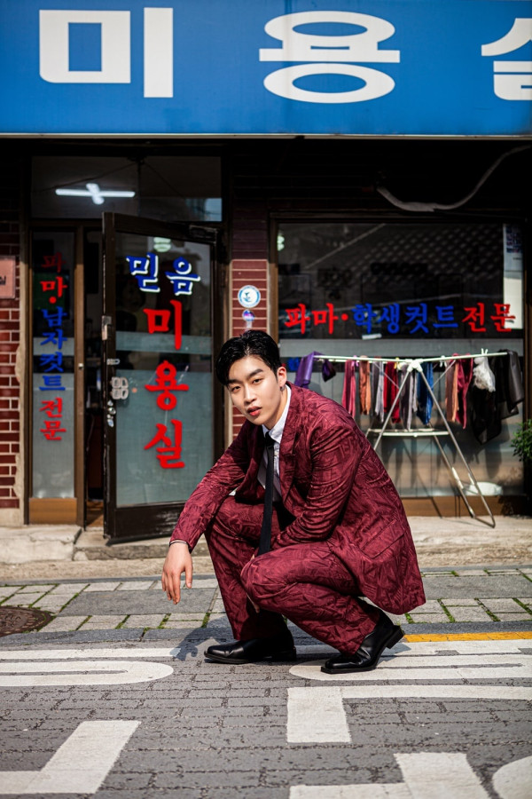 V BTS, Park Seo Joon hingga Park Hyung Sik Jadi Cameo di Video Musik Peakboy