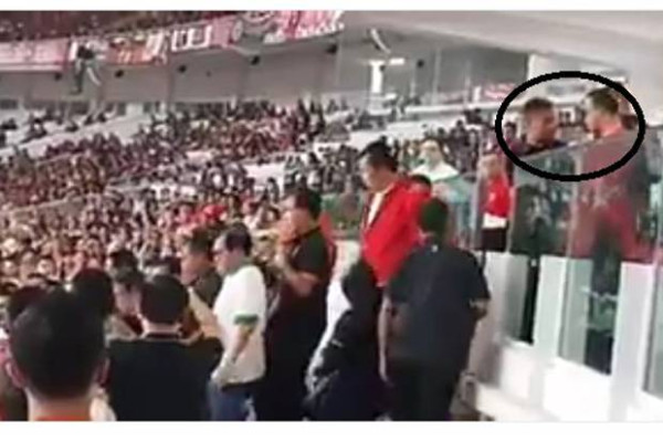 Aksi Paspampres Mulai dari Tarik Gibran, Tendang Pengendara Moge hingga Hadang Anies
