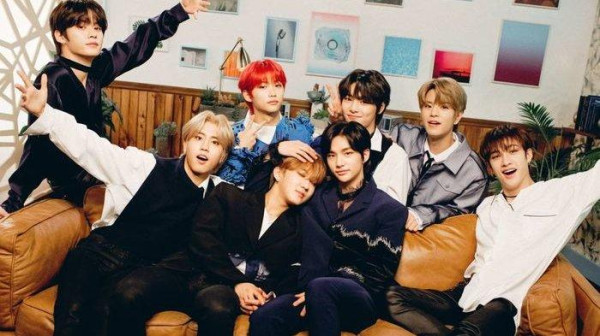 Percetakan di Rusia Tolak Cetak Foto dan Banner BTS dan Stray Kids
