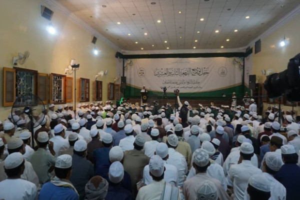 44 Mahasiswa Indonesia Raih Sarjana Syariah di Universitas Al-Ahgaff Yaman