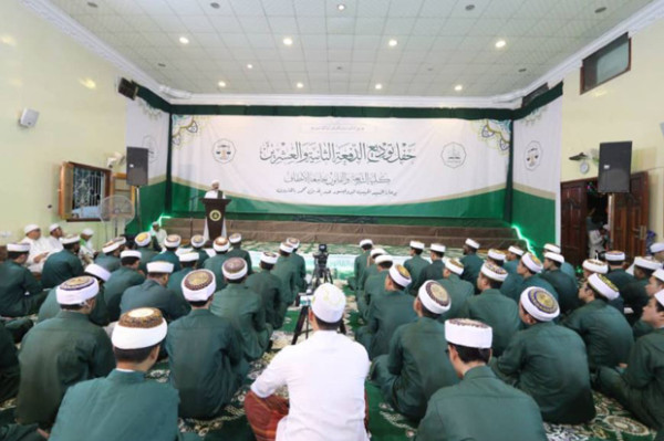 44 Mahasiswa Indonesia Raih Sarjana Syariah di Universitas Al-Ahgaff Yaman