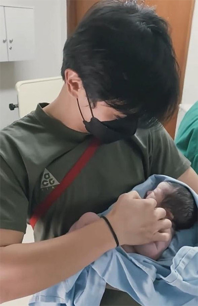 Dion Wiyoko Sambut Kelahiran Anak Pertama setelah Menanti 4 Tahun, Ini Arti Namanya