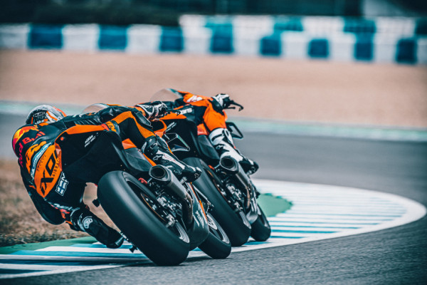 KTM RC 8C 2021, Spesifikasinya Motor MotoGP Habis