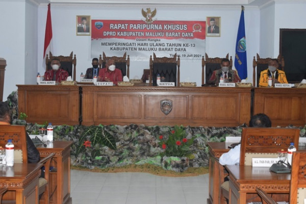 DPRD Maluku Barat Daya Menggelar Paripurna HUT Ke-13