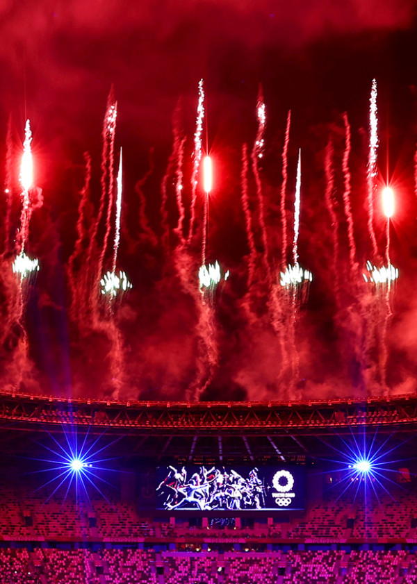 Kemeriahan Kontingen Indonesia Saat Defile Atlet Olimpiade Tokyo 2020