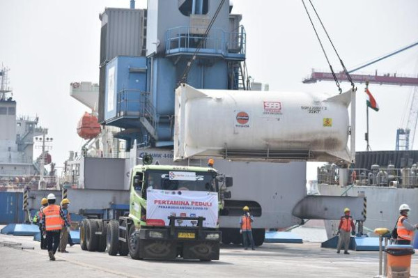 Pertamina Siap Distribusikan 100 Ton Oksigen Bantuan dari India