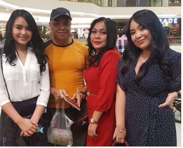 Ini Potret Kenangan Ibunda Amanda Manopo Bersama Putrinya