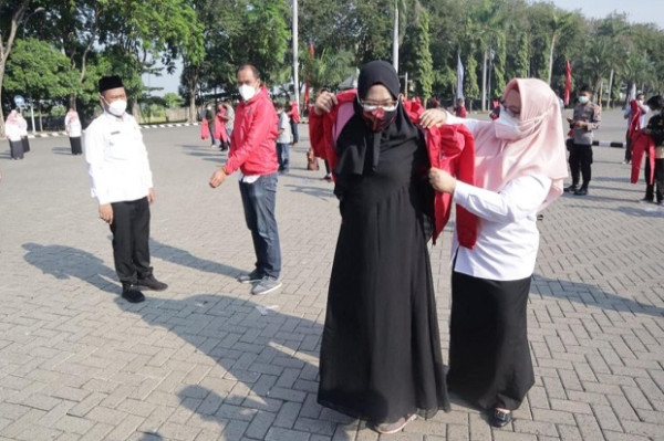 Julianti, Aktivis Muslimat NU yang Menyerahkan Diri Berjibaku Tangani Jenazah COVID-19