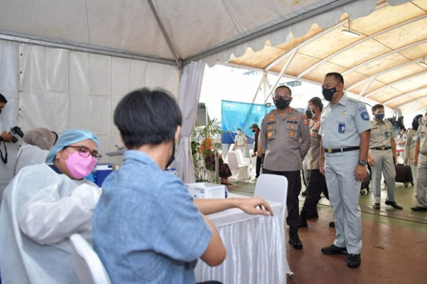 Gelar Vaksinasi JRKu Jasa Raharja Sinergi dengan POLRI Perangi Covid-19