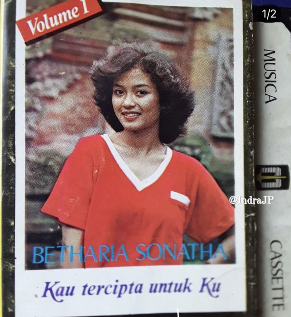 Betharia Sonata Penyanyi Era 80-an Mantap Berhijab, Begini Kehidupannya Sekarang