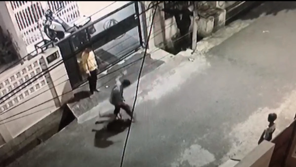 Gara-gara Main Bola Plastik, Dua Remaja Duel Ala Gladiator di Klender Jakarta Timur