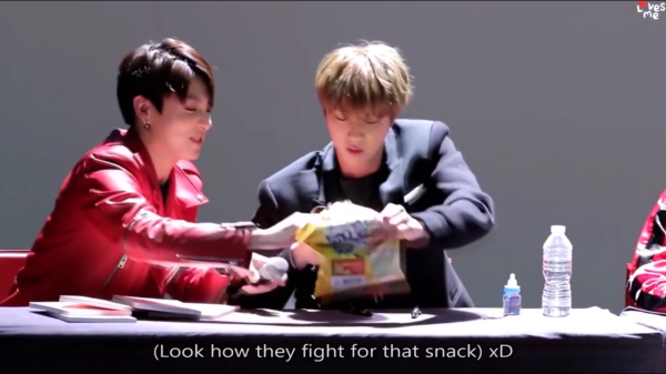 Foto BTS di 'BBC Live Lounge' Tunjukkan Lagi 'Perseteruan Abadi' Jin dan Jungkook