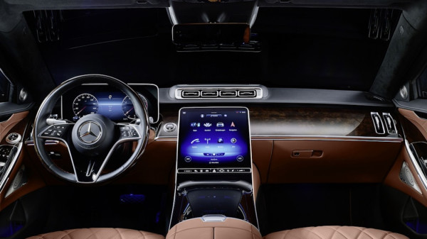 Mercedes-Benz S-Class Kini Tahan Serbuan Senapan AK-47