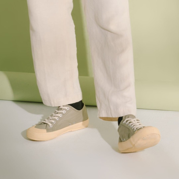 5 Merek Sepatu Lokal dengan Desain Pas untuk Anak Muda